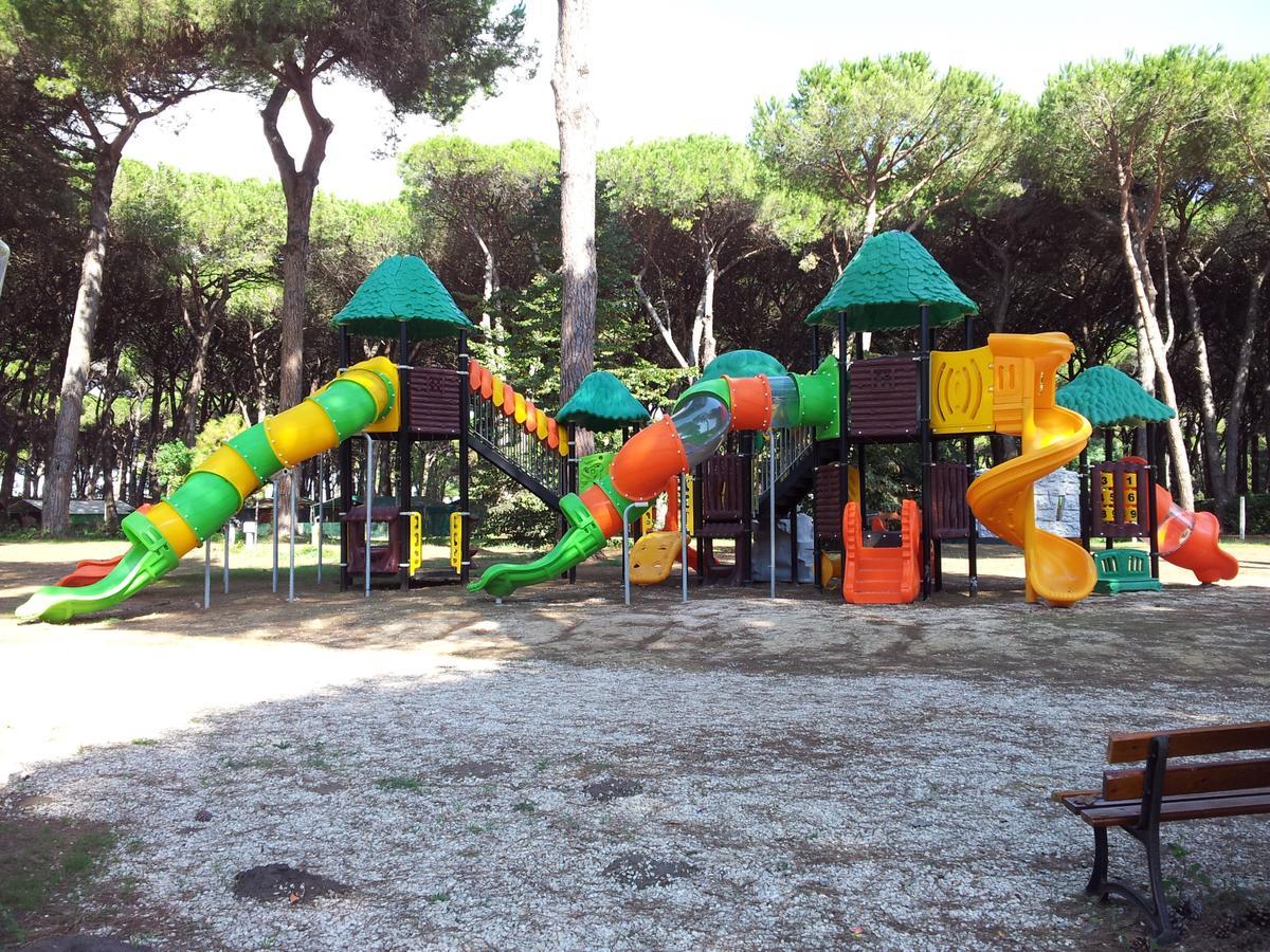 Isola Verde Camping Village Nettuno Bagian luar foto